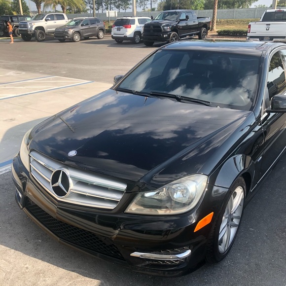 The random seller, the master trader…the junkman - Picture 7 of 16